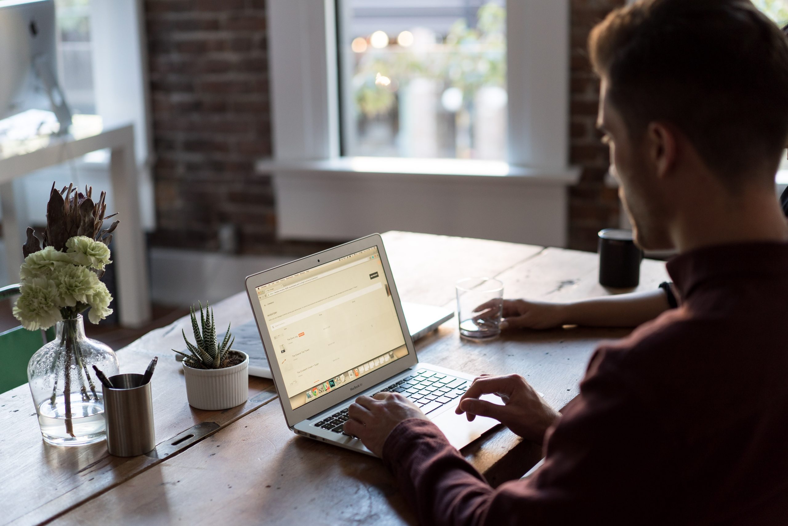 Bench accounting 49025 unsplash