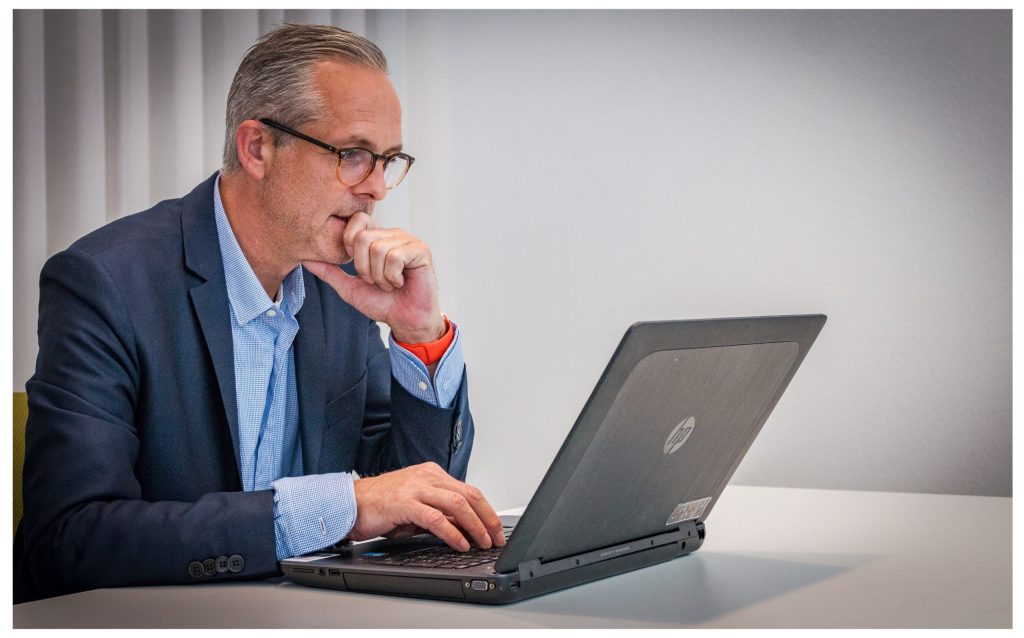 How to reduce the tax risk of using independent contractors
